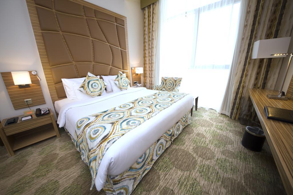 Best Western Plus Pearl Creek Dubai Room photo